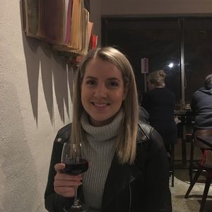 Meet your Posher, Clare